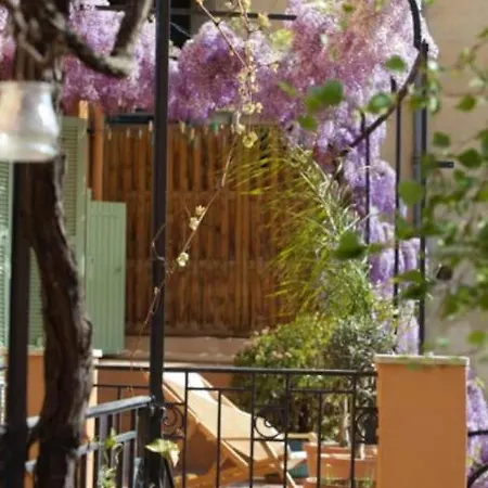 Maison Atypique Avec Jardin * Nice