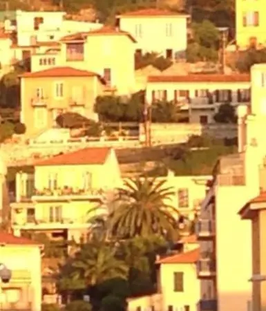 Holiday home Maison Atypique Avec Jardin Nice