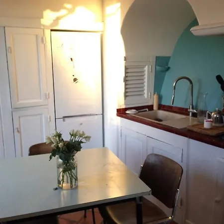 Maison Atypique Avec Jardin *