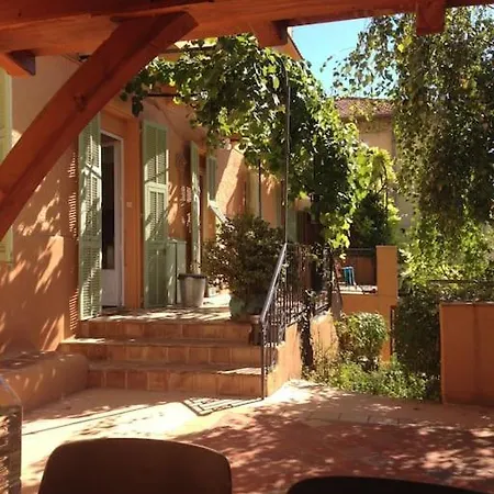 Maison Atypique Avec Jardin Holiday home Nice