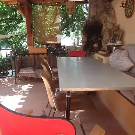 Dom wakacyjny Maison Atypique Avec Jardin *